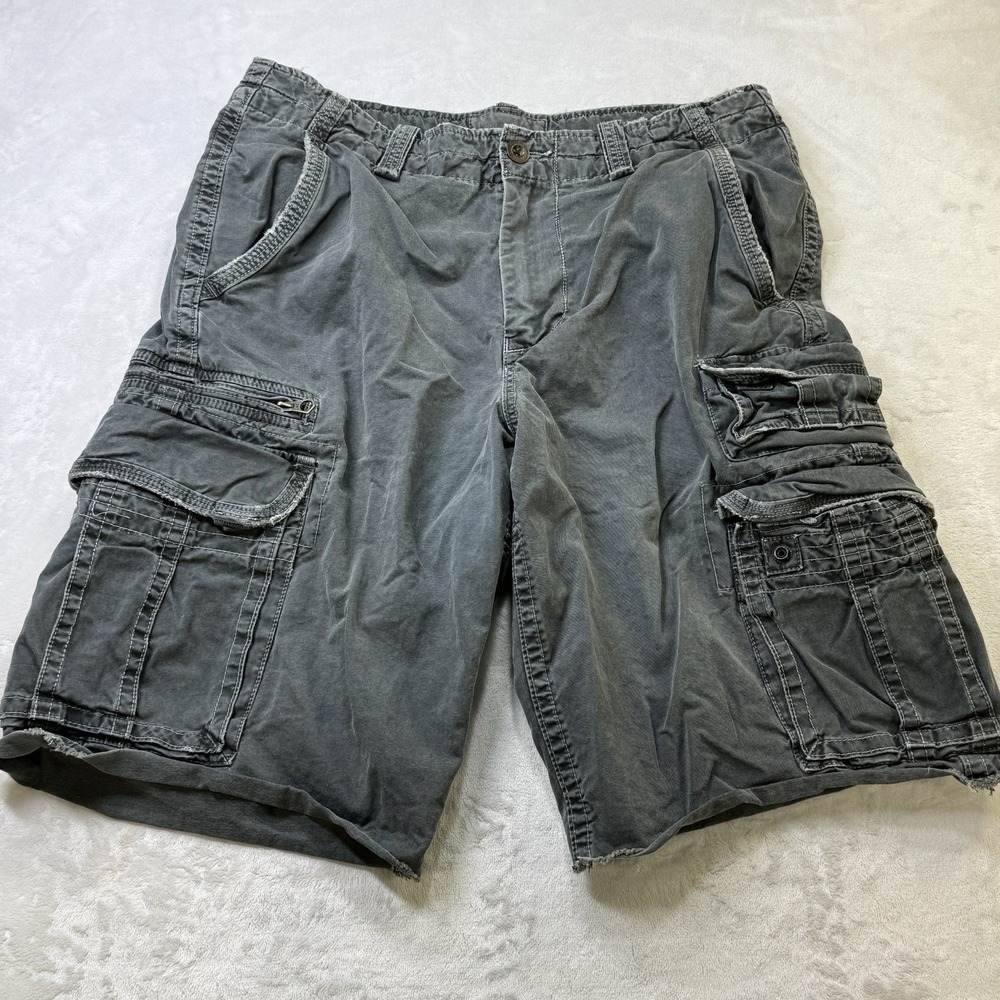 American Eagle Cargo Shorts Mens 34 Grey Classic Length Distressed Grunge Y2K